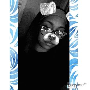 Meet your Posher, Alison